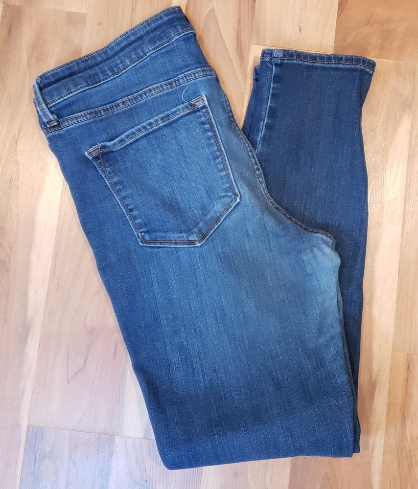 Old navy rockstar jeans - Picture 2 of 6